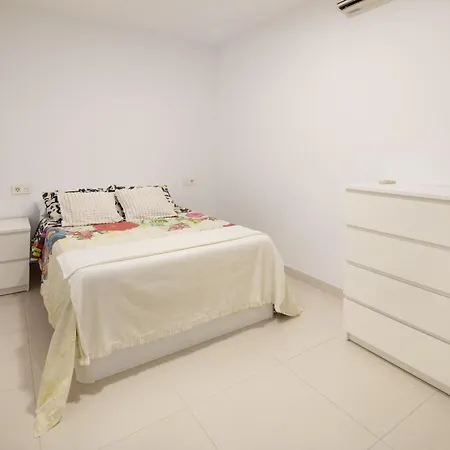 Apartment Con Piscina